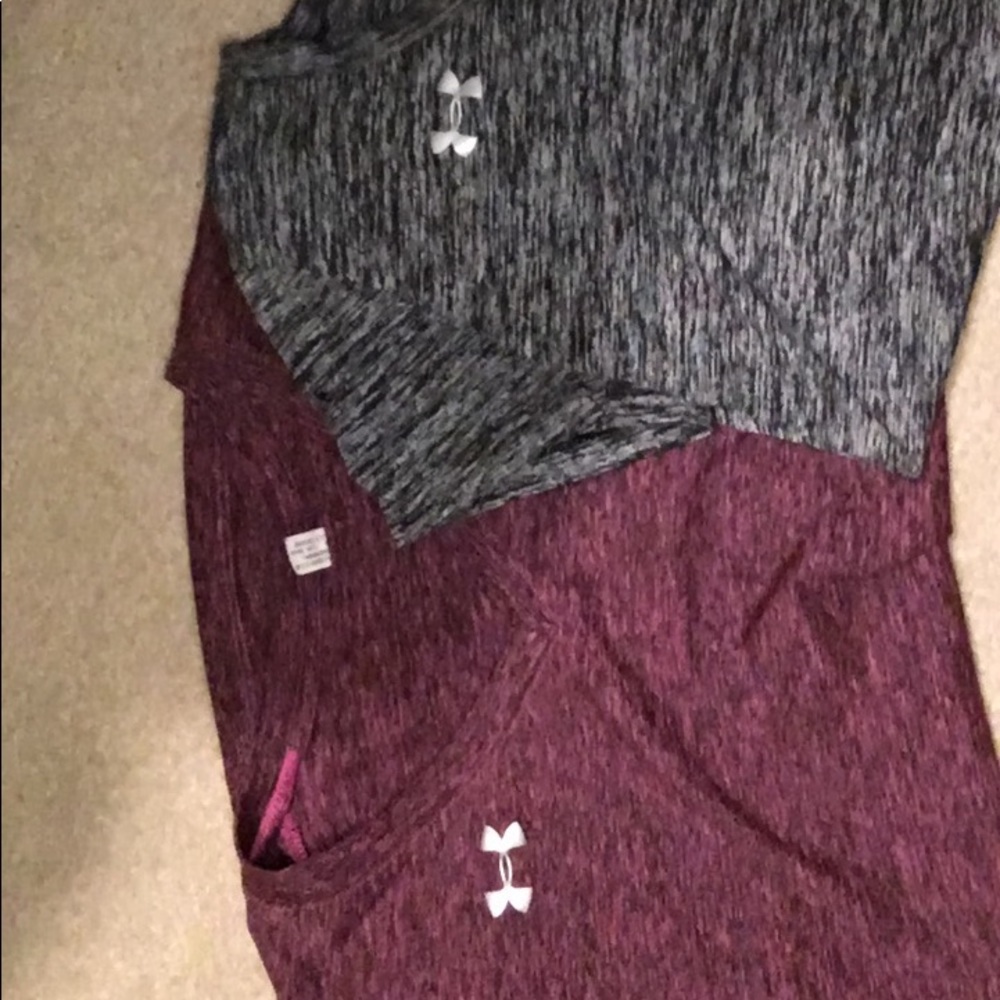 2 under armour workout short sleeve shirts